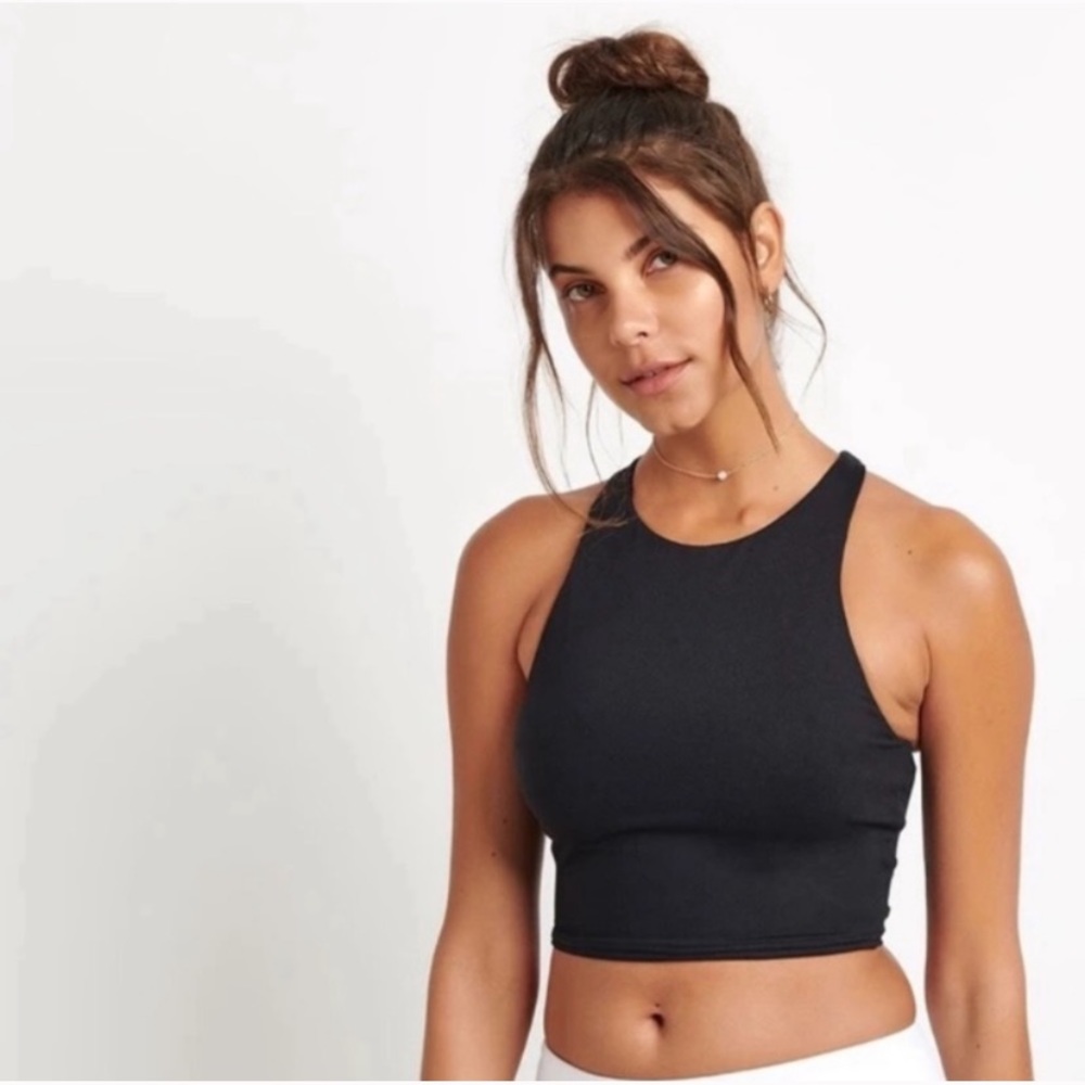 NEW Alo Movement Bra - Picture 4 of 7